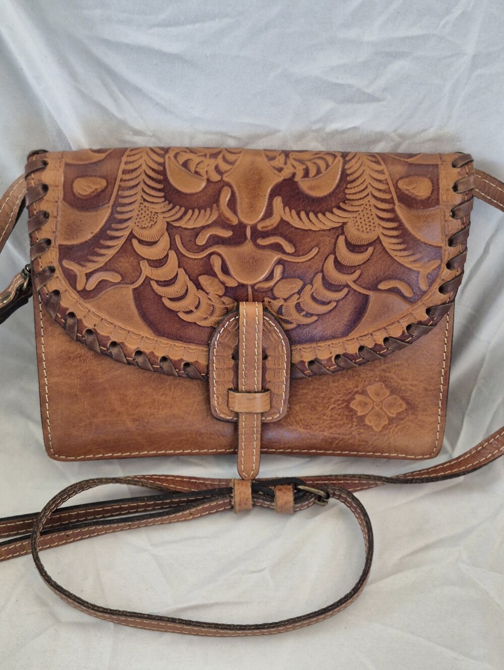 Patricia Nash Hand-Tooled Leather Crossbody Bag in Tan Very Good Condition